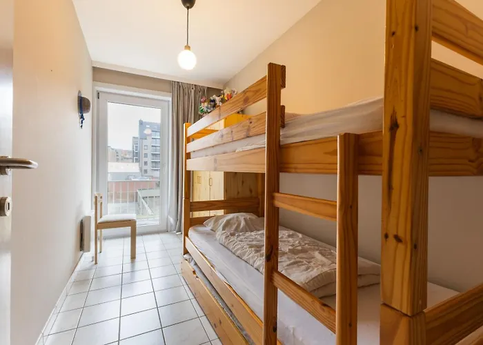 Seastar 0202 Met Garage アパート