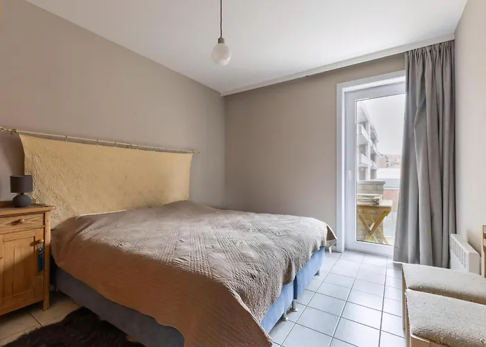 Seastar 0202 Met Garage * ニーウポールト